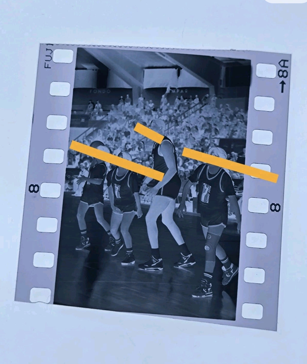 Negativo fotográfico original Magic Johnson NBA Valencia 1991 35mm