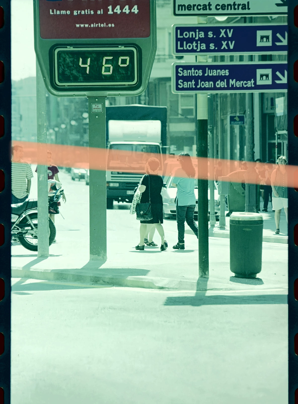 Original photographic negative thermometer 46 degrees Valencia heatwave 1999 35mm film Rare