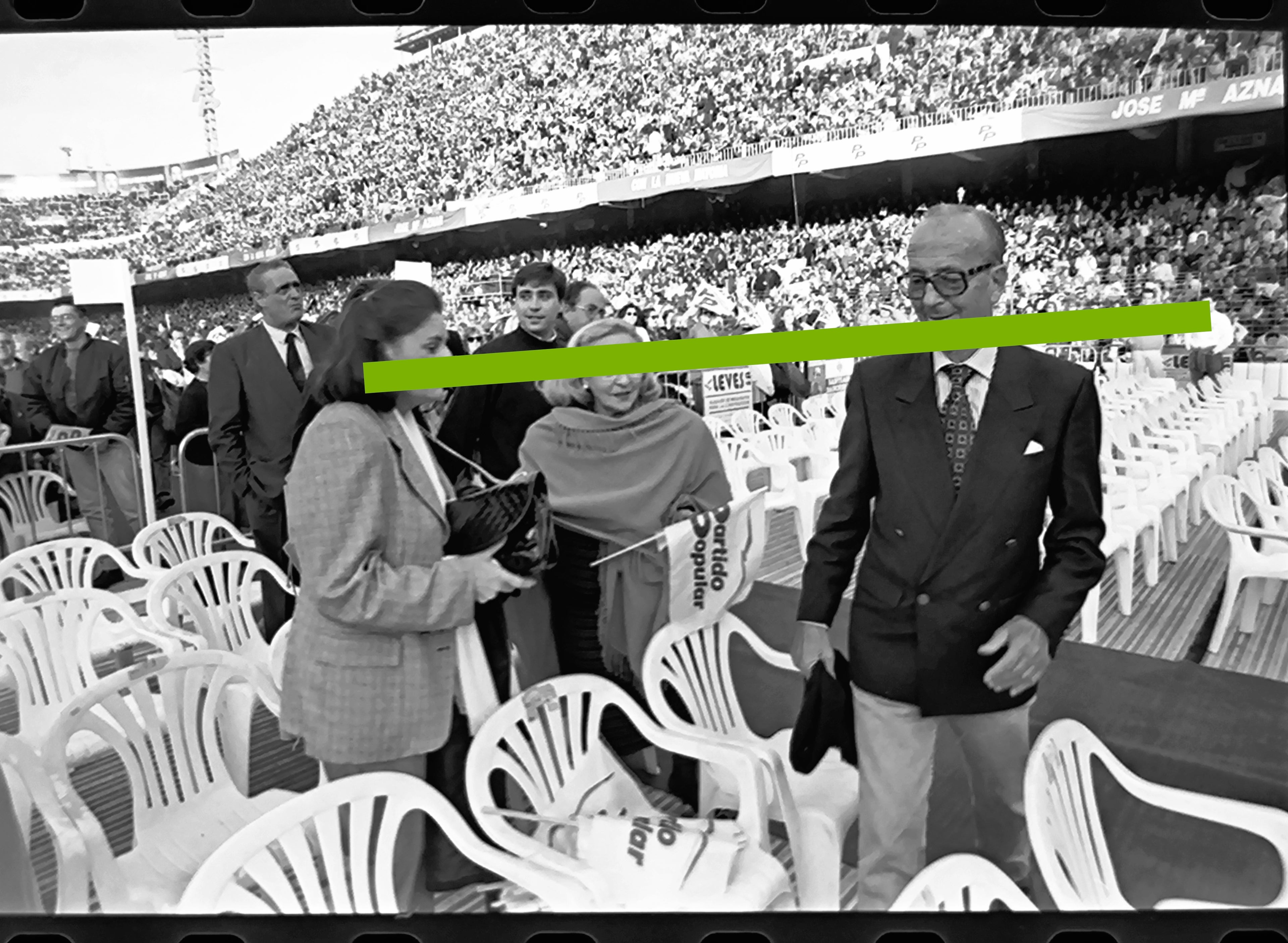 Negativo fotográfico original doctor Iglesias Puga padre de Julio Iglesias 35mm film Rare
