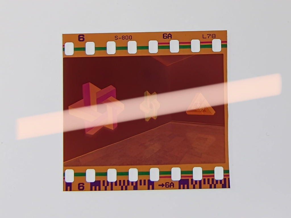 Originales Fotonegativ des Künstlers José María Yturralde, geometrische Figuren, Ausstellung IVAM Valencia 1999, 35-mm-Film, selten