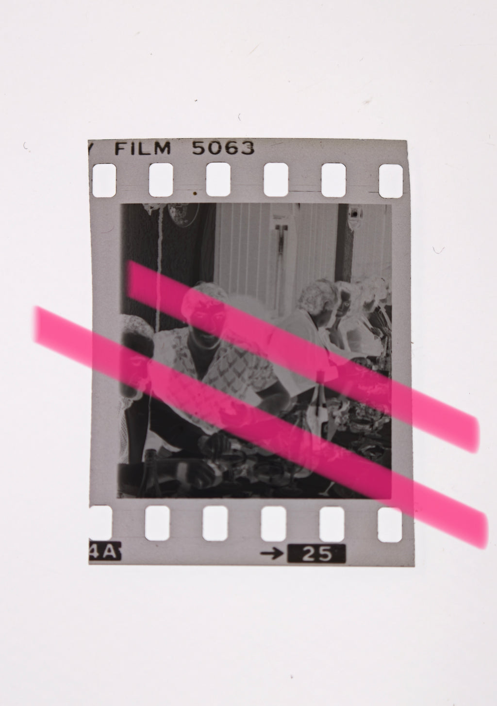 Originalfotonegativ José Manuel Ibar „Urtain“ spanischer Boxer während einer Mahlzeit 35mm Film Rare