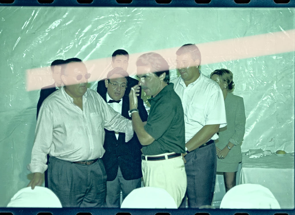 Negativo fotográfico original José María Aznar junto a Carlos Fabra presidente Diputación cena de l’Alcora Castellón 1999 35mm film Rare