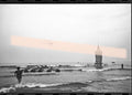 Negativo fotográfico original Antoni Miralda artista Honeymoon Jeans Miguelete flotante helicóptero La Patacona Valencia 1991 35mm film Rare