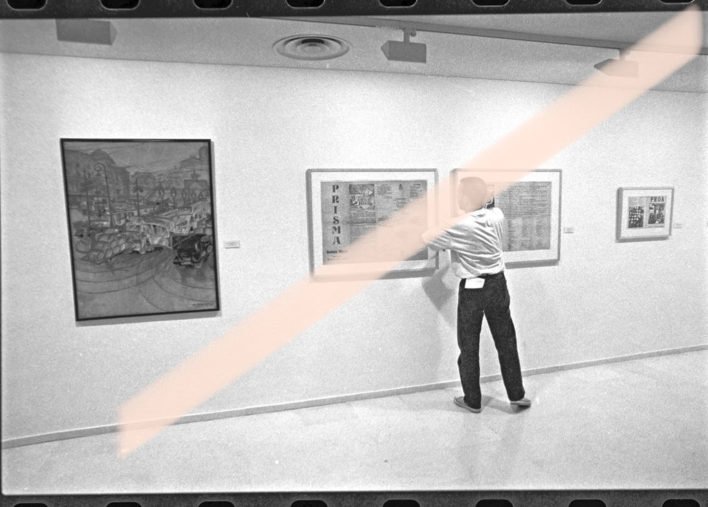 Negativo fotográfico original montaje de Prisma revista mural El Ultraísmo IVAM Valencia 1996 35mm film Rare
