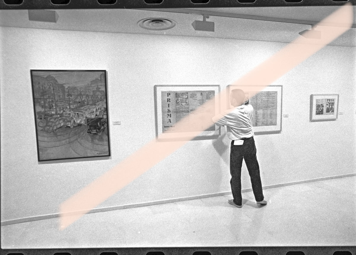 Negativo fotográfico original montaje de Prisma revista mural El Ultraísmo IVAM Valencia 1996 35mm film Rare