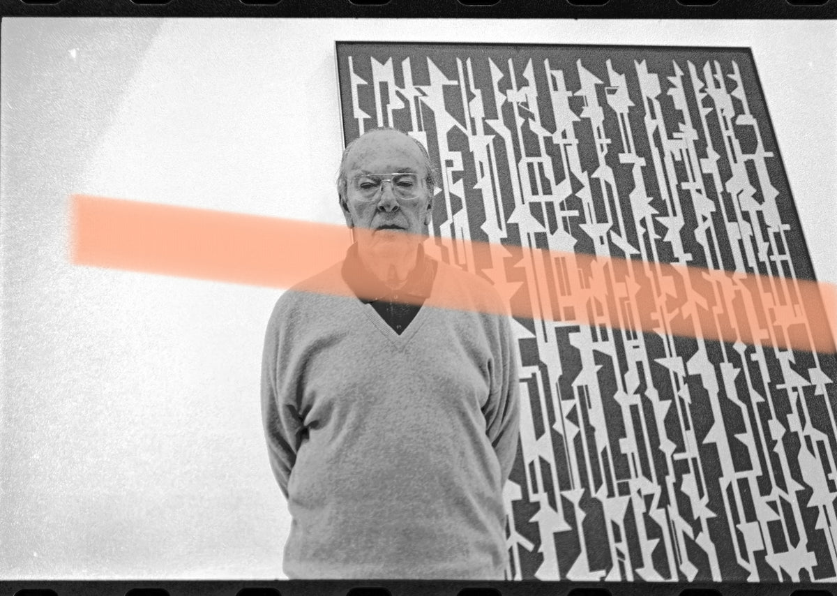 Original photographic negative Pablo Palazuelo in front of his retrospective exhibition IVAM Valencia 1996 35mm film Rare
