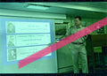 Negativo fotográfico original oficial militar briefing OTAN a bordo portaaviones británico HMS Ark Royal Alicante 2002 35mm film Rare