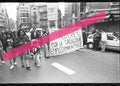 Originales Fotonegativ Arbeitskampf auf einer feministischen Demonstration am 8. März 1992 in Valencia 35mm-Film Selten