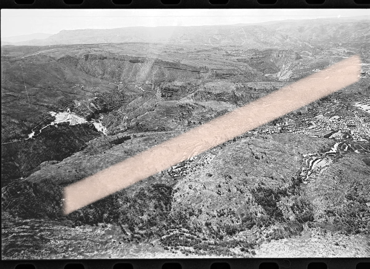 Negativo fotográfico original panorámica aérea del terreno calcinado en los incendios de Chulilla, Loriguilla y Chelva Valencia 35mm film Rare