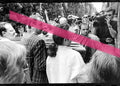 Negativo fotográfico original féretro del escritor y ensayista Joan Fuster durante su traslado al nicho funerario Sueca Valencia 1992 35mm film Rare