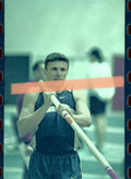 Negativo fotográfico original Serguéi Bubka sosteniendo la pértiga Valencia 2000 35mm film Rare