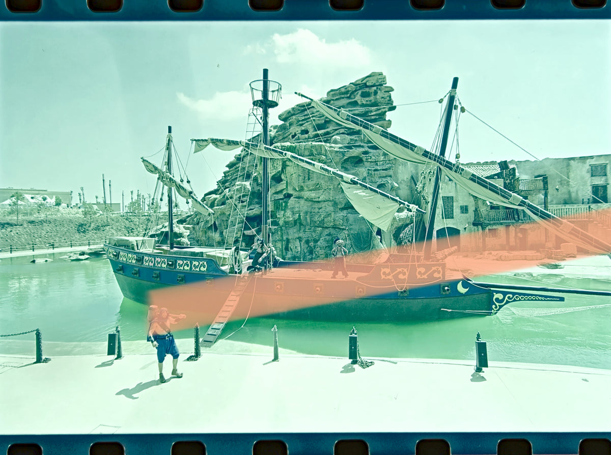 Original photographic negative Terra Mítica Benidorm inauguration themed boat July 27, 2000 35mm Rare