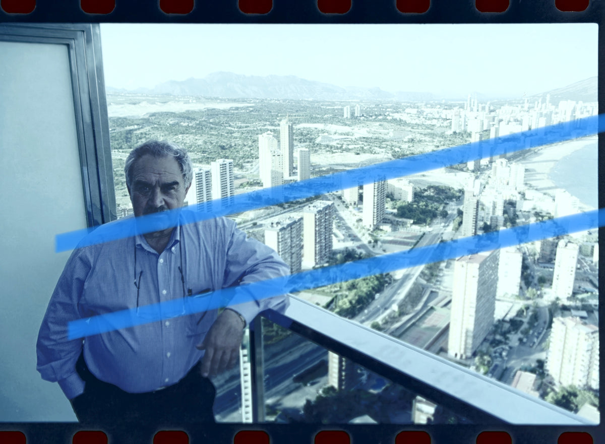 Originales fotografisches Negativ Joaquín Pérez Crespo Gran Hotel Bali Ansichten Benidorm 2002 35mm Film Selten