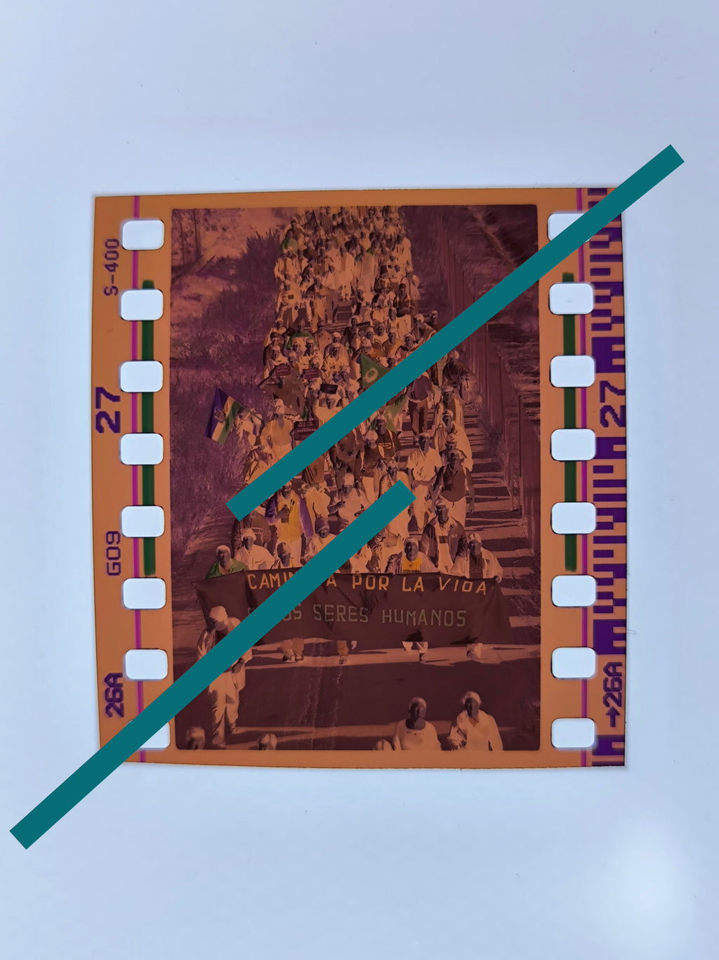 Originales Fotonegativ, Marsch der Ecuadorianer nach Murcia Lorca im Jahr 2001, Marsch für das Leben, 35mm Film, Selten
