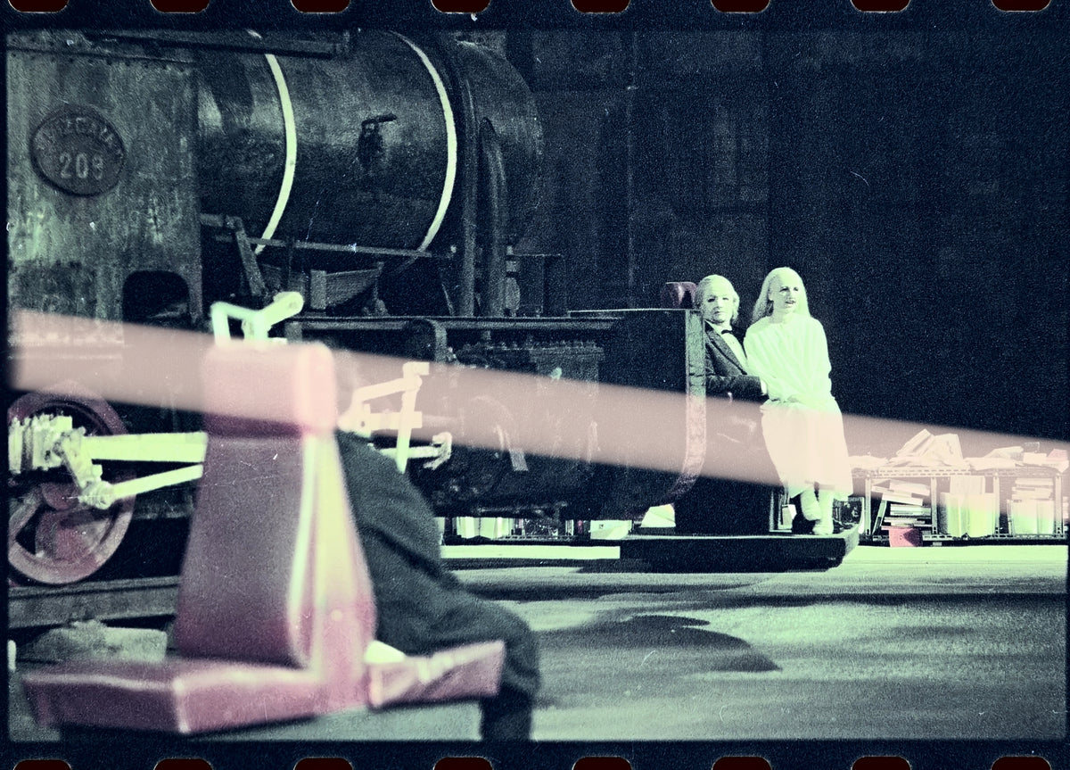 Original photographic negative, Infinites theater, steam locomotive no. 209 "La Salvadora," Puerto de Sagunto shipyard, 2002, 35mm film, Rare