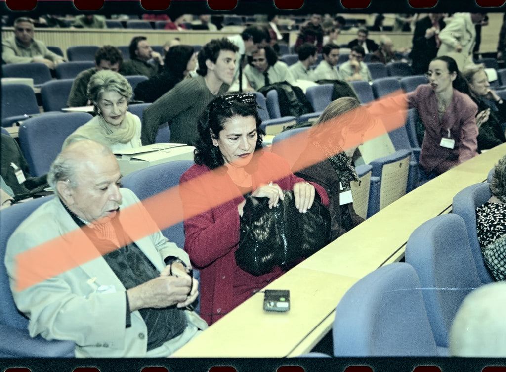 Original-Fotonegativ Michael Cacoyannis und Irene Papas zusammen Weltkunsttreffen Valencia 2000 35mm Film Selten