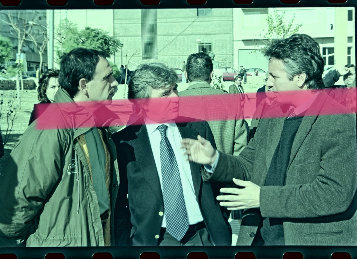 Original photographic negative Ángel Nieto motorcycle racer among attendees at the funeral of Ricardo Tormo Canals 1998 35mm film Rare