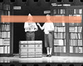 Negativo fotográfico original Vol-Ras Gagmania escena con baúl Sueca 1995 35mm film Rare