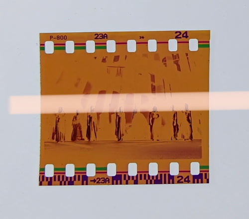 Négatif photographique original, théâtre Les Troyennes, scène chorale, scénographie de l'architecte Santiago Calatrava, Port de Sagonte 2001, film 35 mm, rare