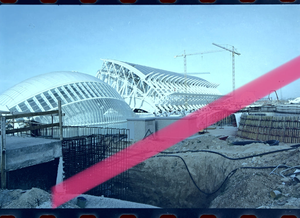 Original-Fotonegativ: Ciudad de las Artes y las Ciencias zwischen Ausgrabungen und Baustellen, Valencia 1999, 35mm-Film, selten
