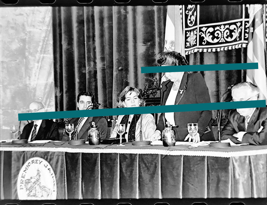 Negativo fotográfico original Infanta Cristina ceremonia Premios Jaime I Valencia 1995 35mm film Rare