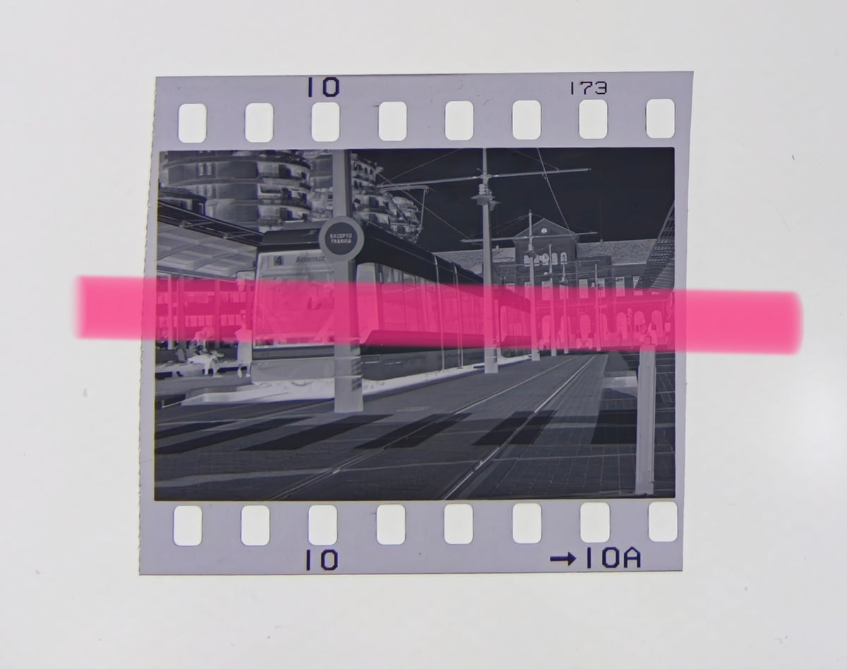 Negativo fotográfico original tranvía FGV 3808 Línea 4 Ademuz en pruebas antes inauguración Valencia 1994 35mm film Rare