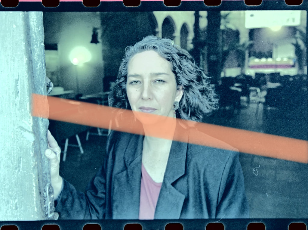 Negativo fotográfico original Marcela Lagarde primer plano Valencia 2000 35mm film Rare