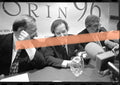 Negativo fotográfico original Juan Eslava Galán Luis Antonio de Villena José Manuel Lara jurado Premio Azorín Alicante 1996 35mm film Rare