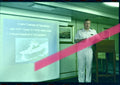 Originales offizielles Foto der Royal Navy, Briefing britischer Flugzeugträger HMS Ark Royal NATO Alicante 2002 35mm Film Selten