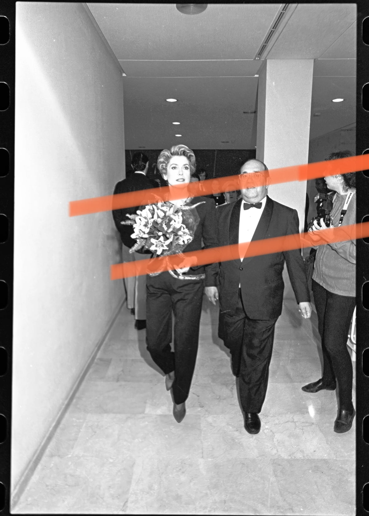Negativo fotográfico original Catherine Deneuve y Vicente González Lizondo Valencia 1992 35mm film Rare
