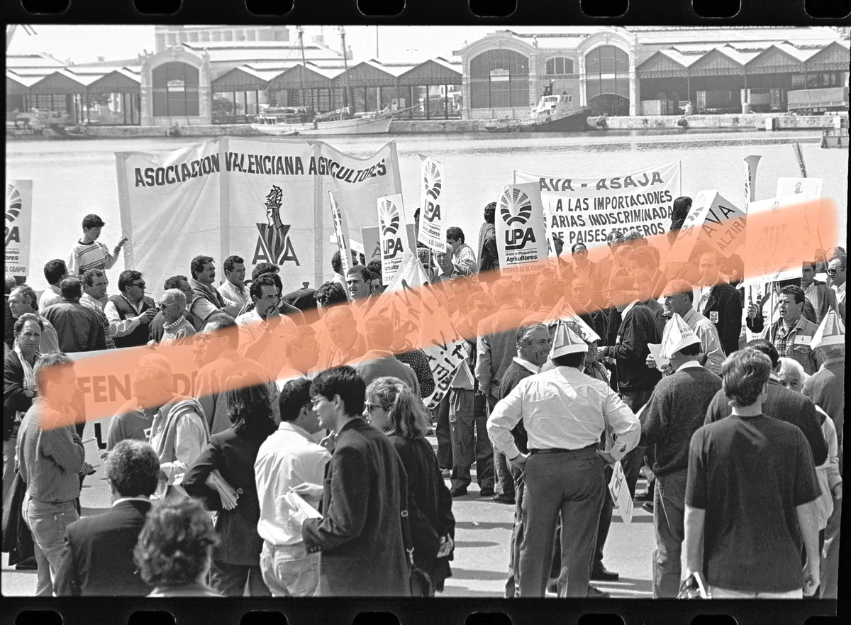 Negativo fotográfico original protesta agricultores Puerto Valencia 1996 AVA UPA ASAJA 35mm film Rare