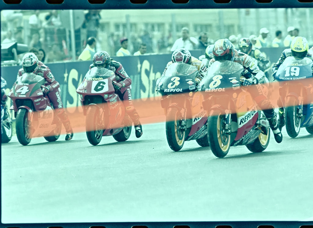 Original photographic negative Crivillé Biaggi Okada Abe Kocinski motorcycling GP Valencia 500cc 1999 35mm film Rare
