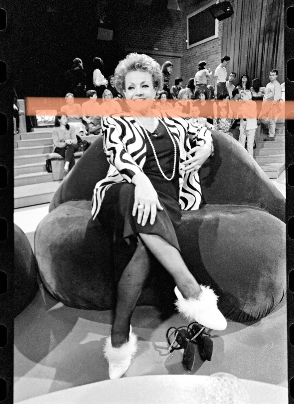 Original photographic negative Carmen Sevilla seated in Tómbola Valencia 1997 35mm film Rare