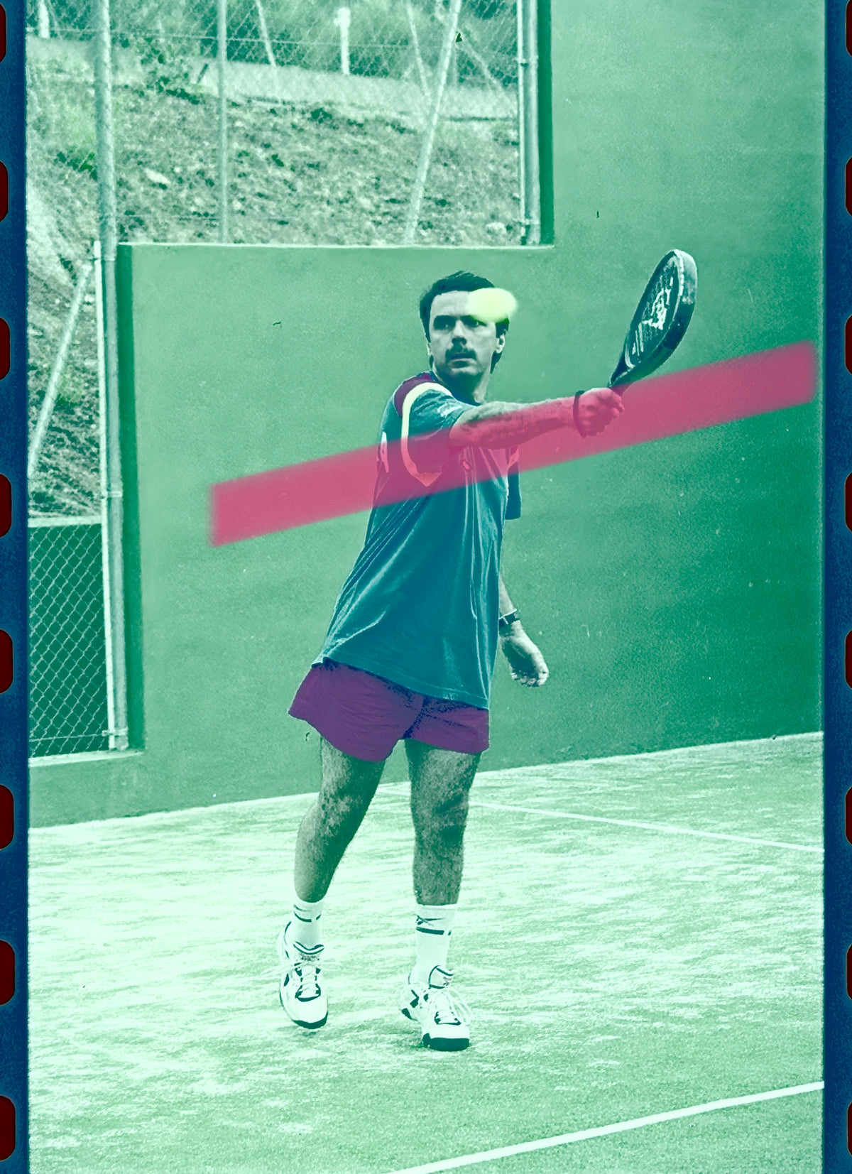 Original photographic negative José María Aznar President of the Government playing padel ball in front of his face Oropesa del Mar 1998 35mm film Rare