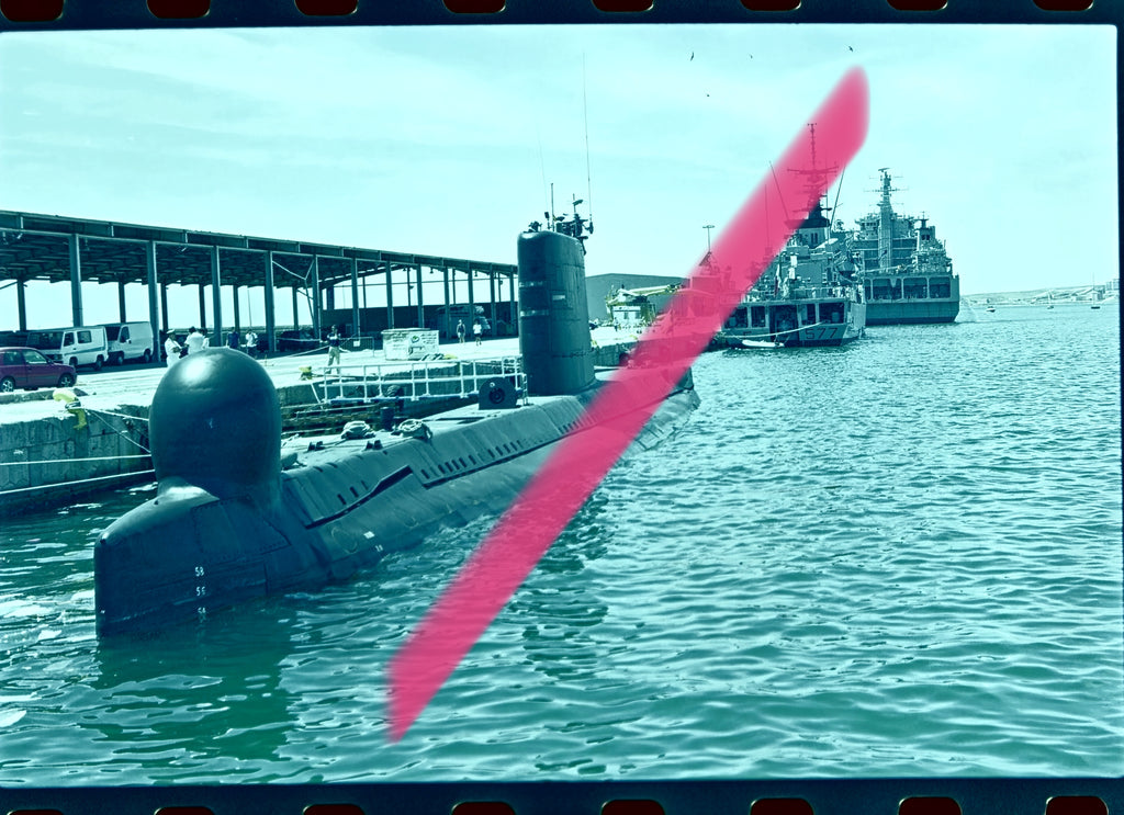 Original Unterwasser-Foto-Negativ und NATO-Militärschiffe Dynamic Mix Alicante 2002 35mm Film Selten