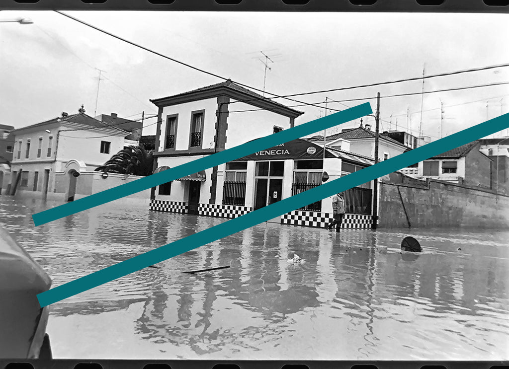 Original photographic negative flood Cafeteria Venecia Alzira 1987 35mm film Rare