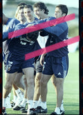 Original-Fotonegativ Raúl González und Iván Helguera spanische Fußballnationalmannschaft entspannte Übung Training Valencia 1999 35mm Film Selten